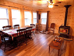 Cottage #7 dining area